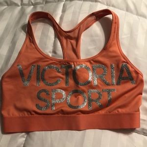 🧡NWOT Victoria Secret sports bra for sale!